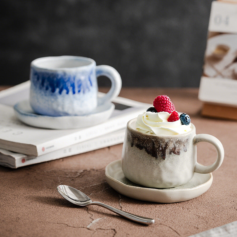 Retro-style Mugs For Afternoon Tea At Home