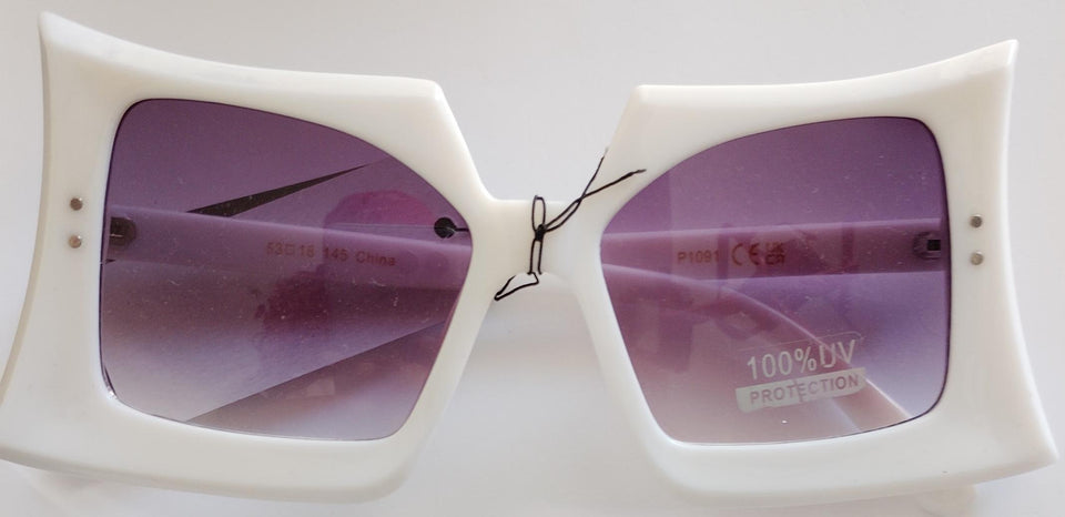 Classic Oversized UV400 Fashion Sunglasses for Women